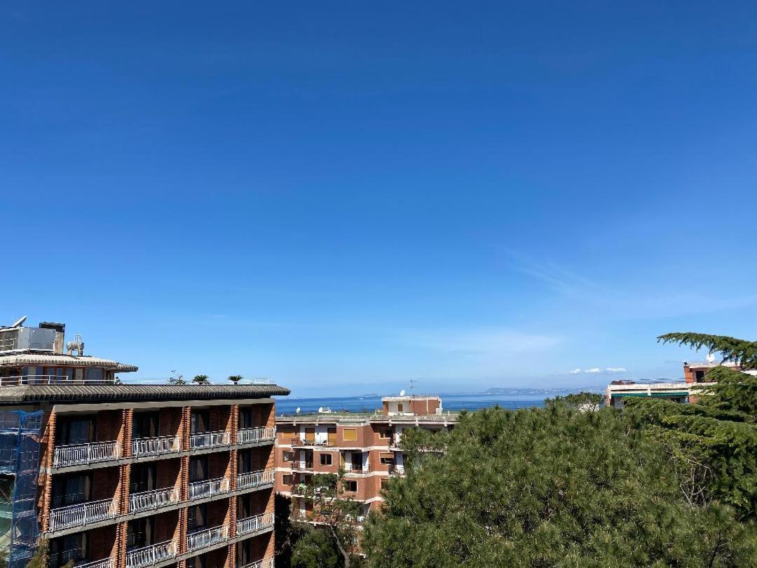 Sorrento Inn Lodge Bagian luar foto
