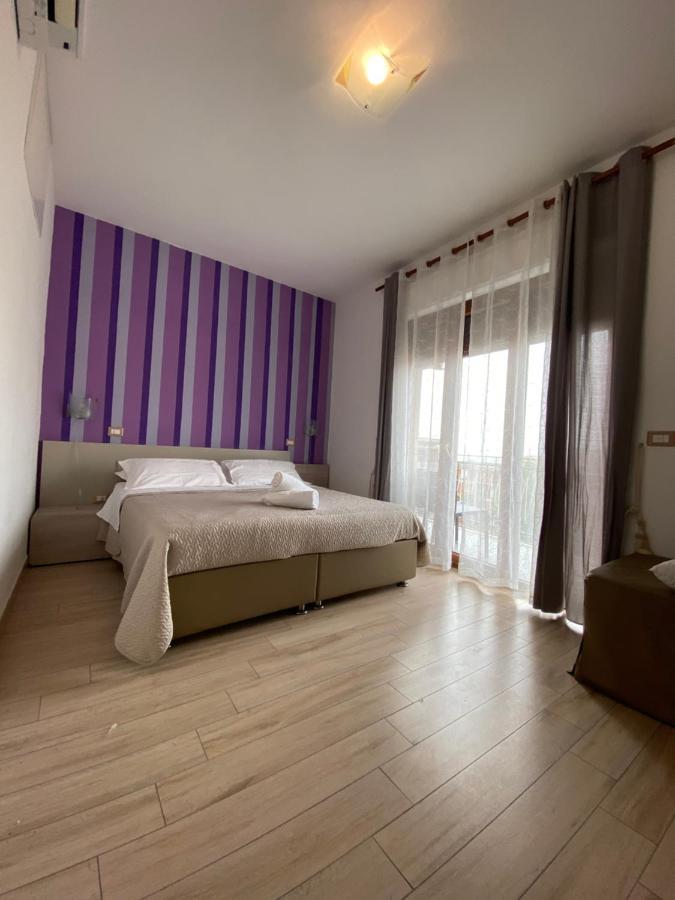 Sorrento Inn Lodge Bagian luar foto