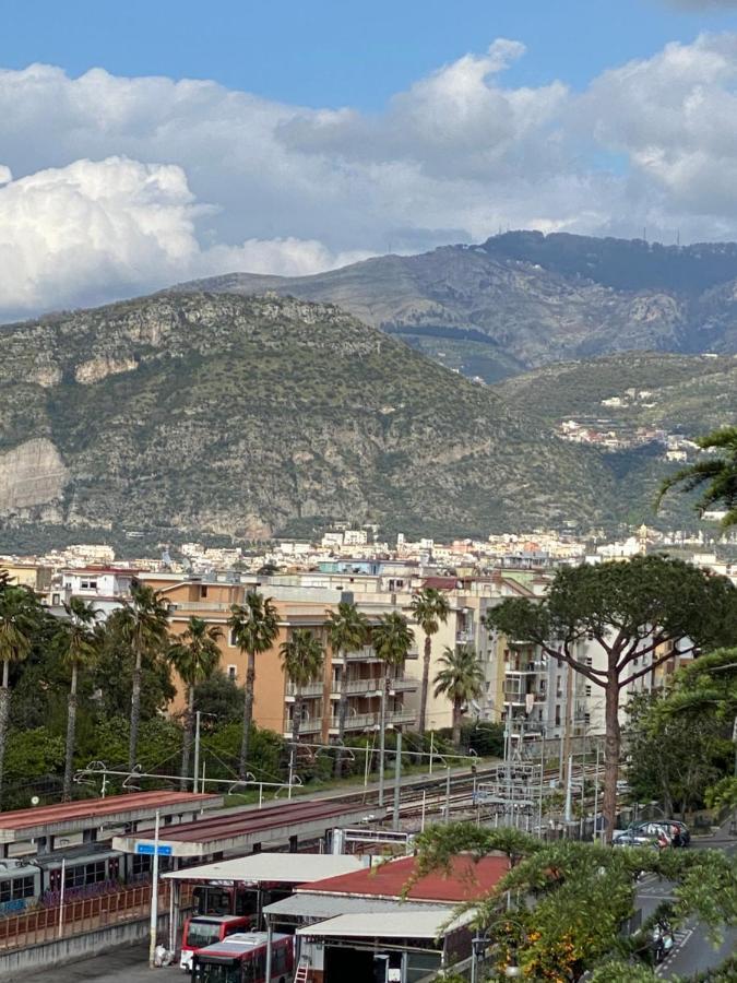 Sorrento Inn Lodge Bagian luar foto