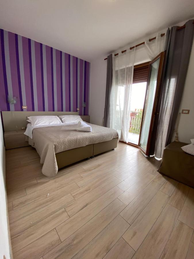 Sorrento Inn Lodge Bagian luar foto